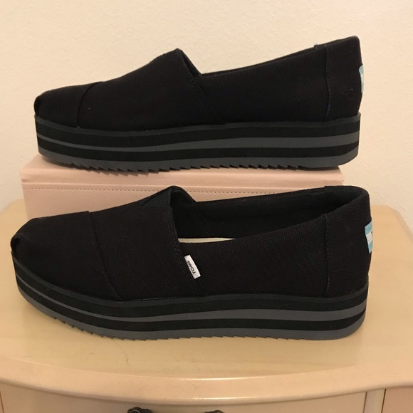 TOMS NWB🌀 Alpargata canvas platform flats - Picture 9 of 12